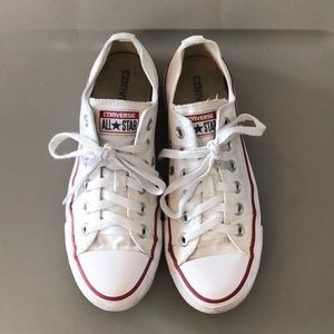 Converse Low Top